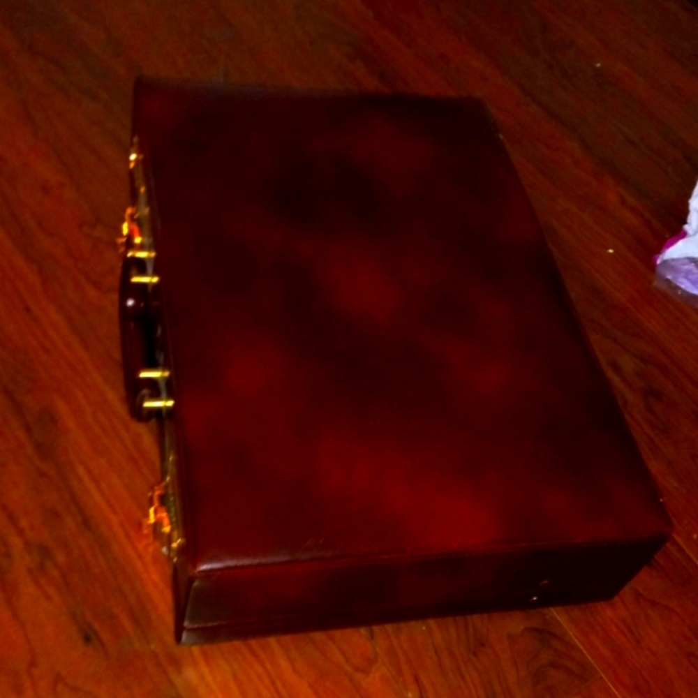 Leather case - Picture 4 of 6